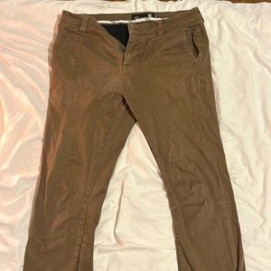 Tillys tan cargo skater pants. 34x32. Good condition